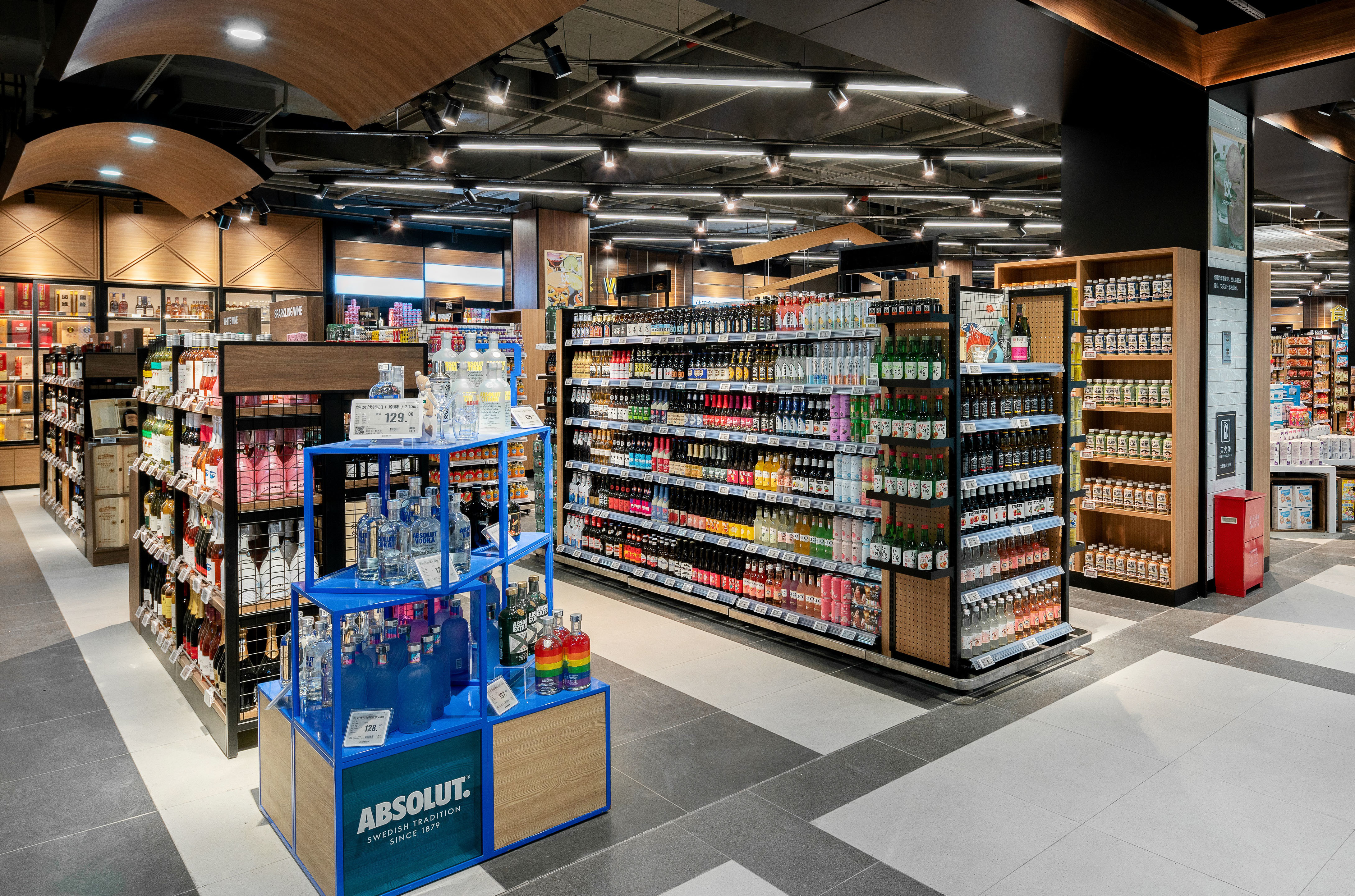 최신 회사 블로그 Inventory pressure increases, UK retailers call for higher load-bearing and more adjustable supermarket display shelving